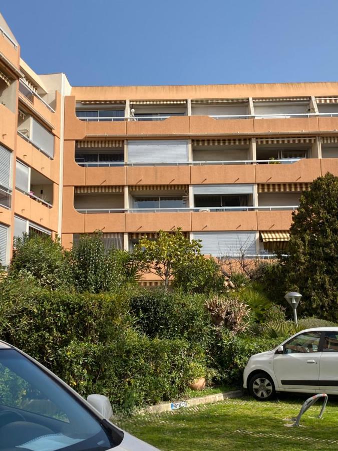 Appart. F2 Apercu Port De Santa Lucia St Raphael Saint-Raphaël Eksteriør bilde
